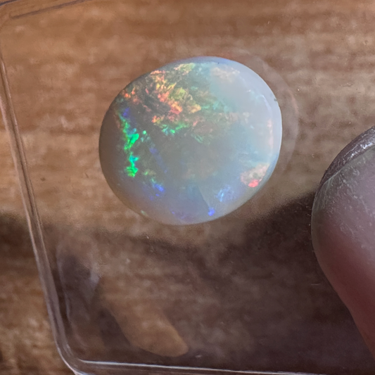 S25-101 Oval Opal